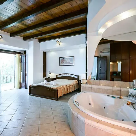 Pericles Villa *