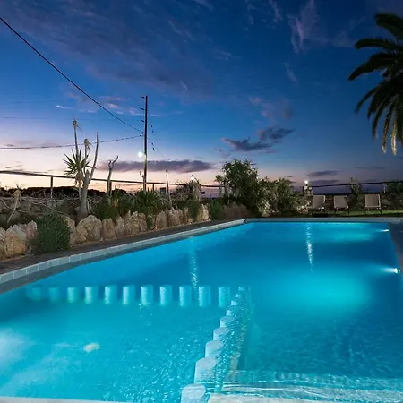 Pericles Villa